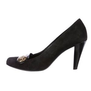 Gucci Black suede round-toe pumps